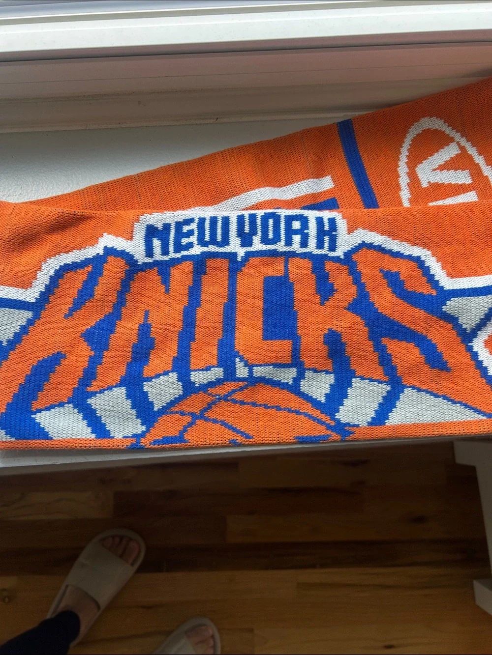 NY KNICKS KIA promo neck scarf